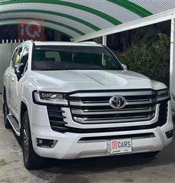 تۆیۆتا لاند کروزەر